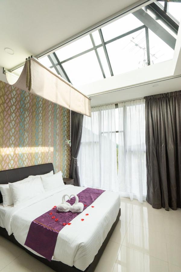 Hotel Rock Mountain Raub Exterior foto